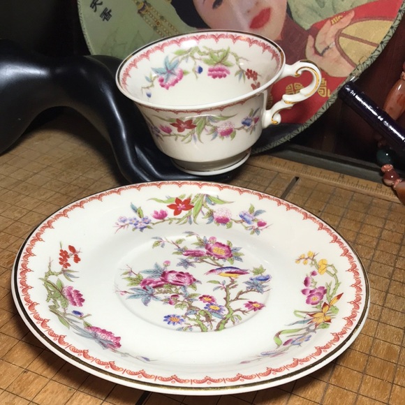 Old Ivory Syracuse Cup Saucer Plate Set Bombay Pattern Mid Century EAC Vibrant - Picture 1 of 15